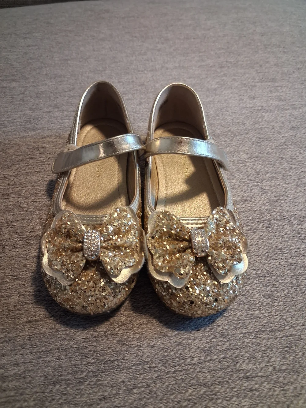 Source Unknown glitter covered